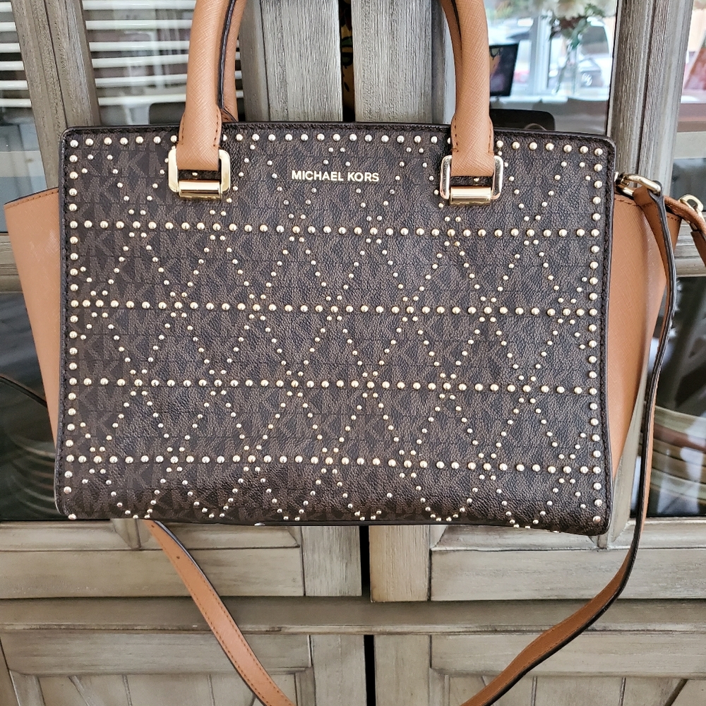 Handbag